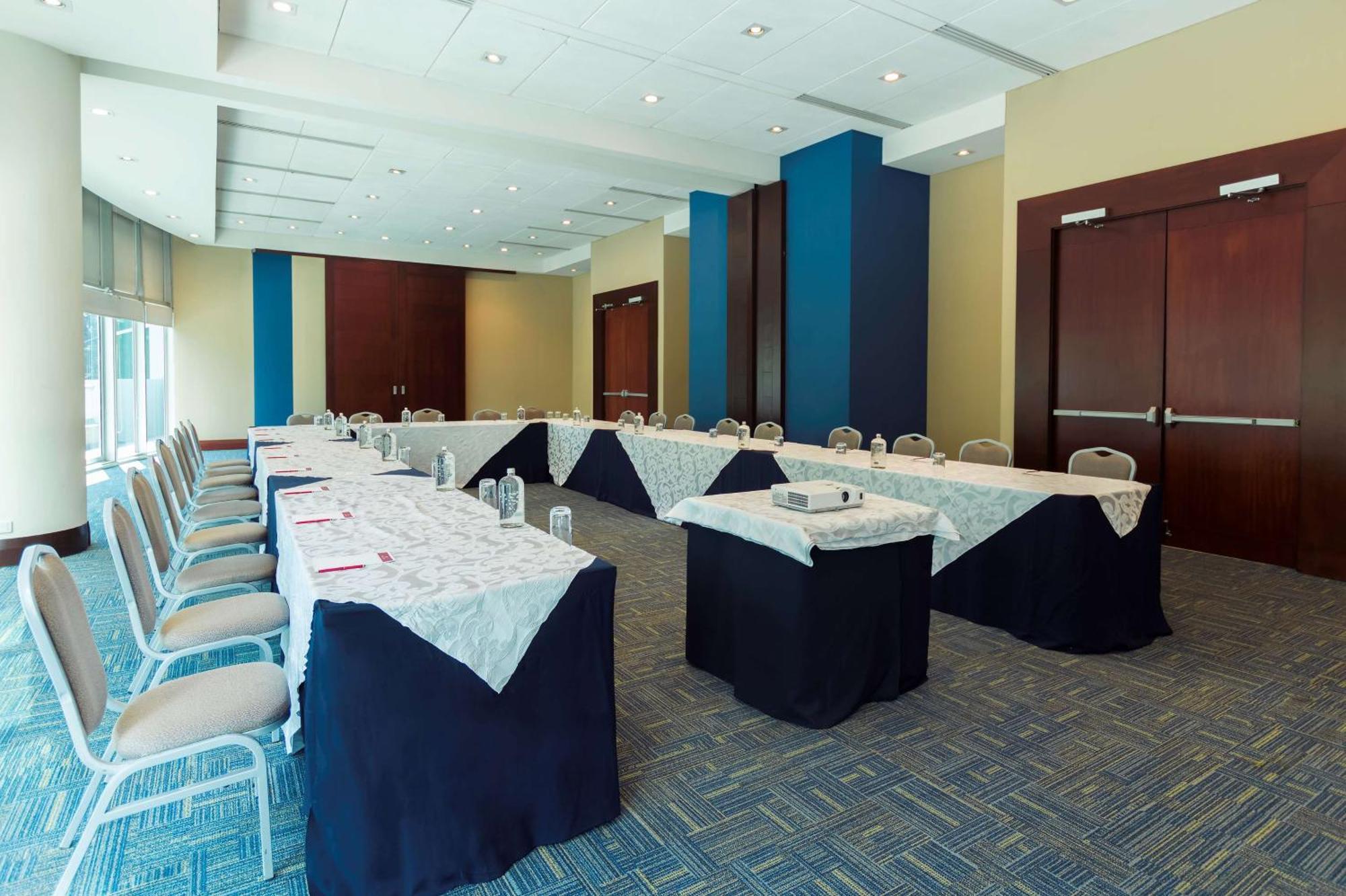 Nh Collection Guadalajara Providencia Otel Dış mekan fotoğraf